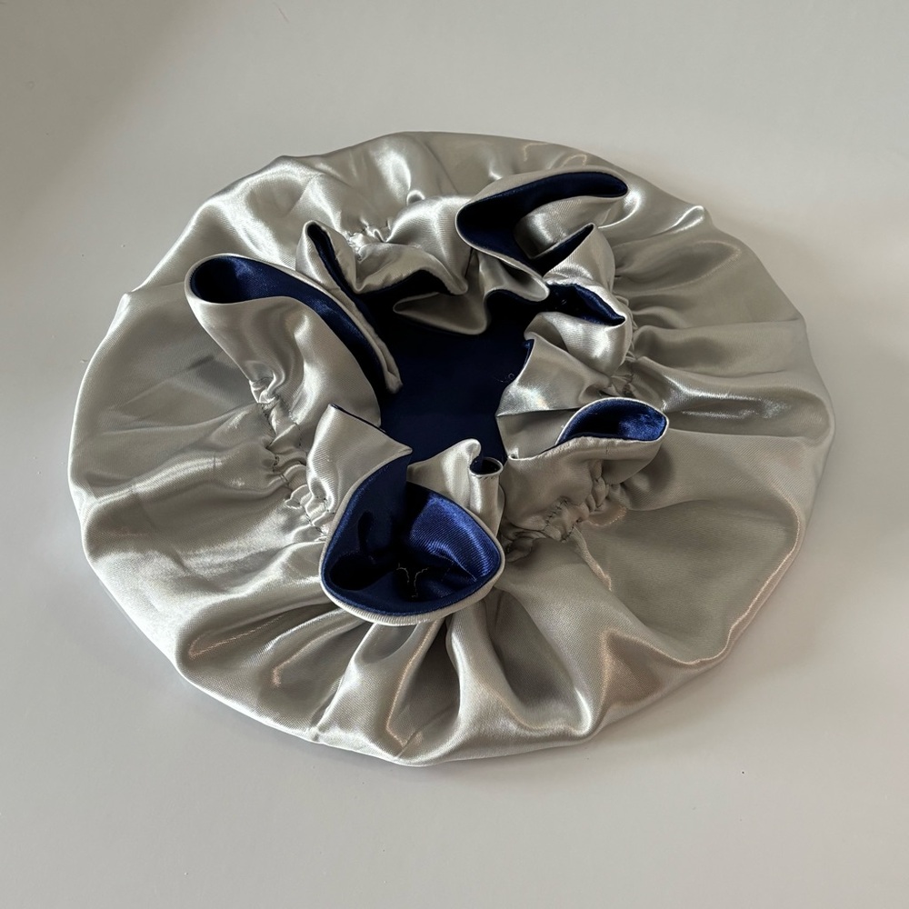 Reversible Satin Sleep Bonnet – Navy Blue & Silver – Extra Large, Elastic Fit - Picture 7 of 16